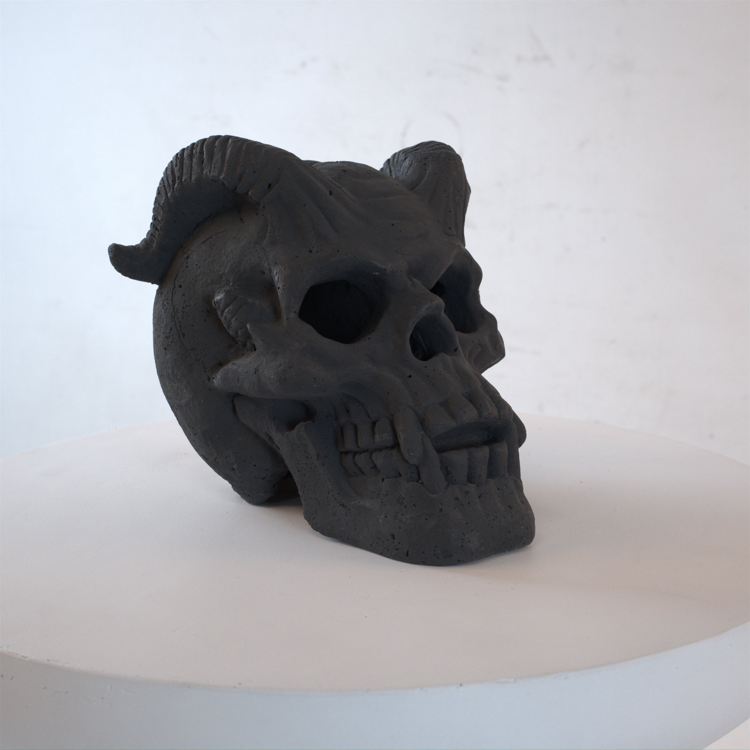Fireproof Skull Gas Log